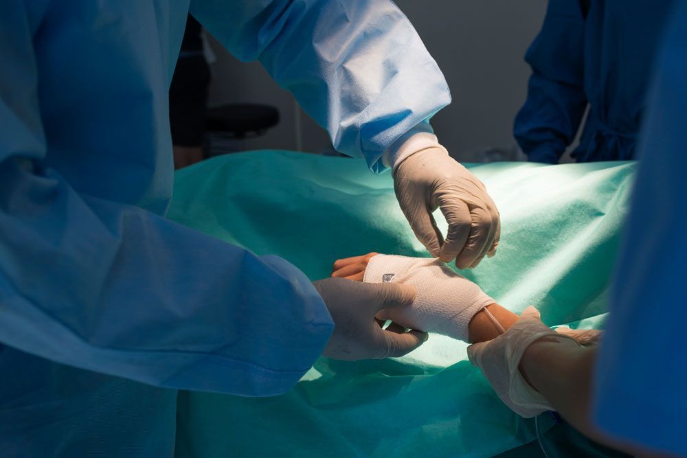 QUIRÚRGICA INTEGRAL AC -Cirugía de mano