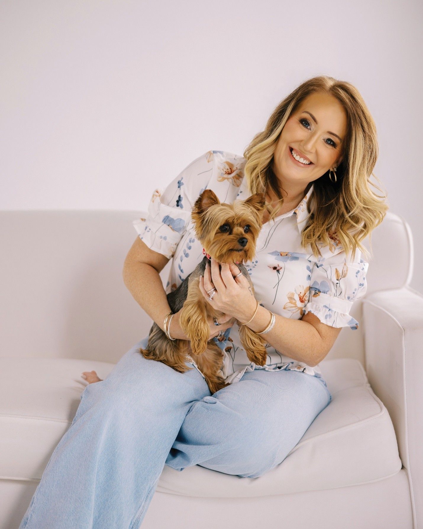Woman , Dog, Sitting in couch, Photography, Portrait