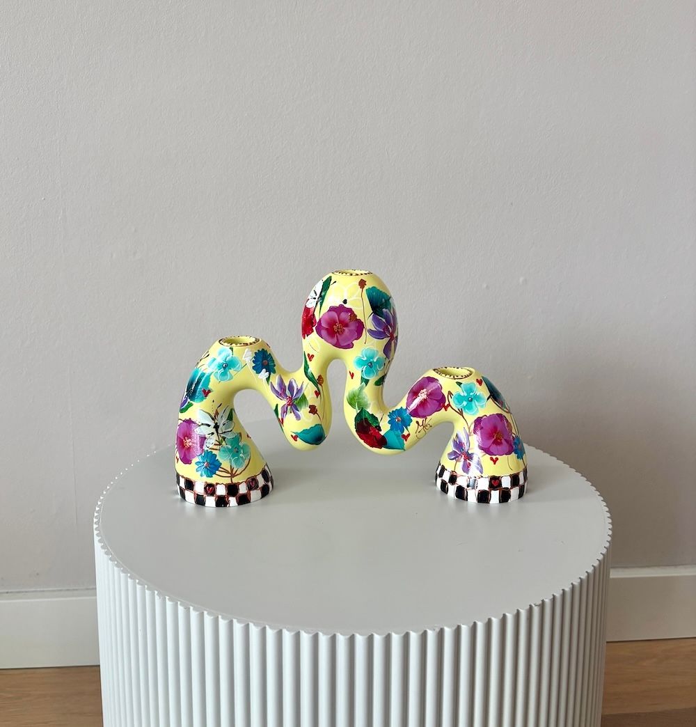 Kandelaar lichtgeel met bloemen