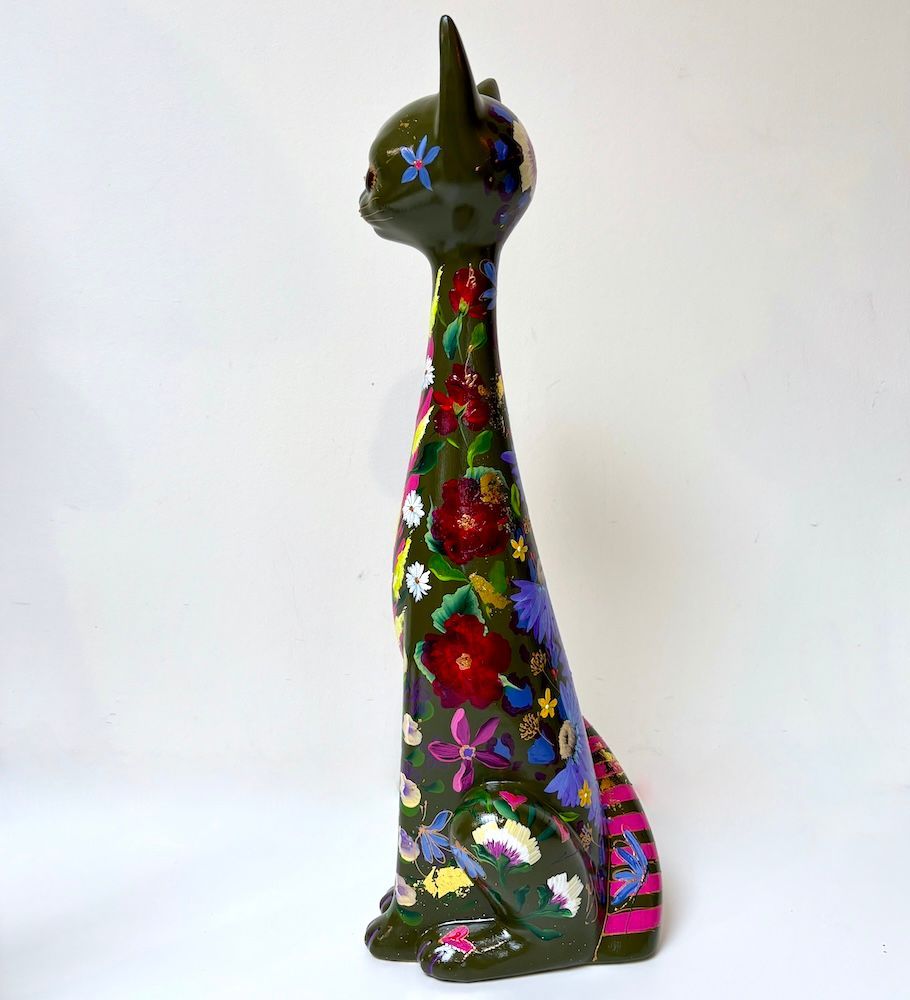 Army flower Cat 55cm