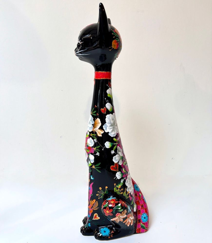 Black Flower Cat 55cm
