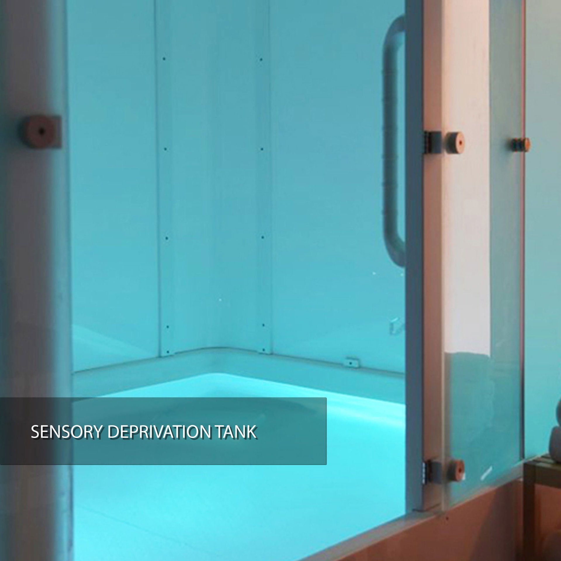 One of the standout treatments is the float tank therapy, where guests can immerse themselves in a soothing, buoyant environment. The float tank is filled with warm, salt-infused water that allows the body to float effortlessly, creating a feeling of weightlessness. 