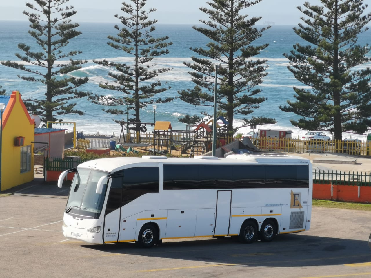 Coach & private bus hire services in Cape Town