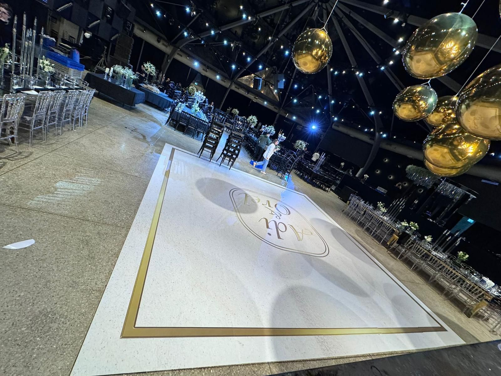 מיתוג מדבקות