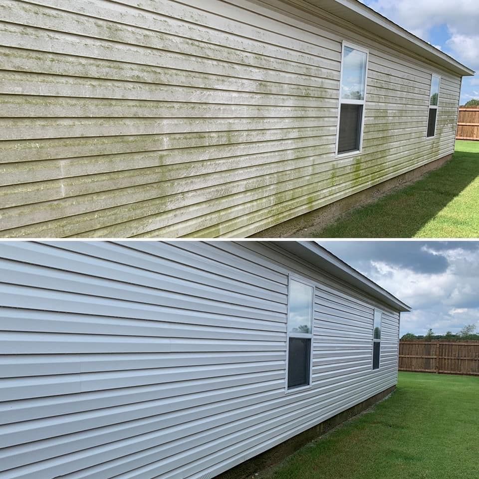 Valley Roof Washing House Cleaning NE Ohio, Western PA Youngstown & Boardman OH, and Cranberry & Wexford PA.