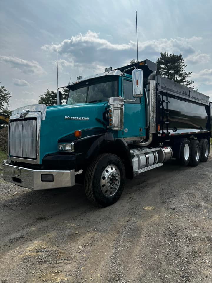 Tractor Sleepers, Tractor Day Cabs