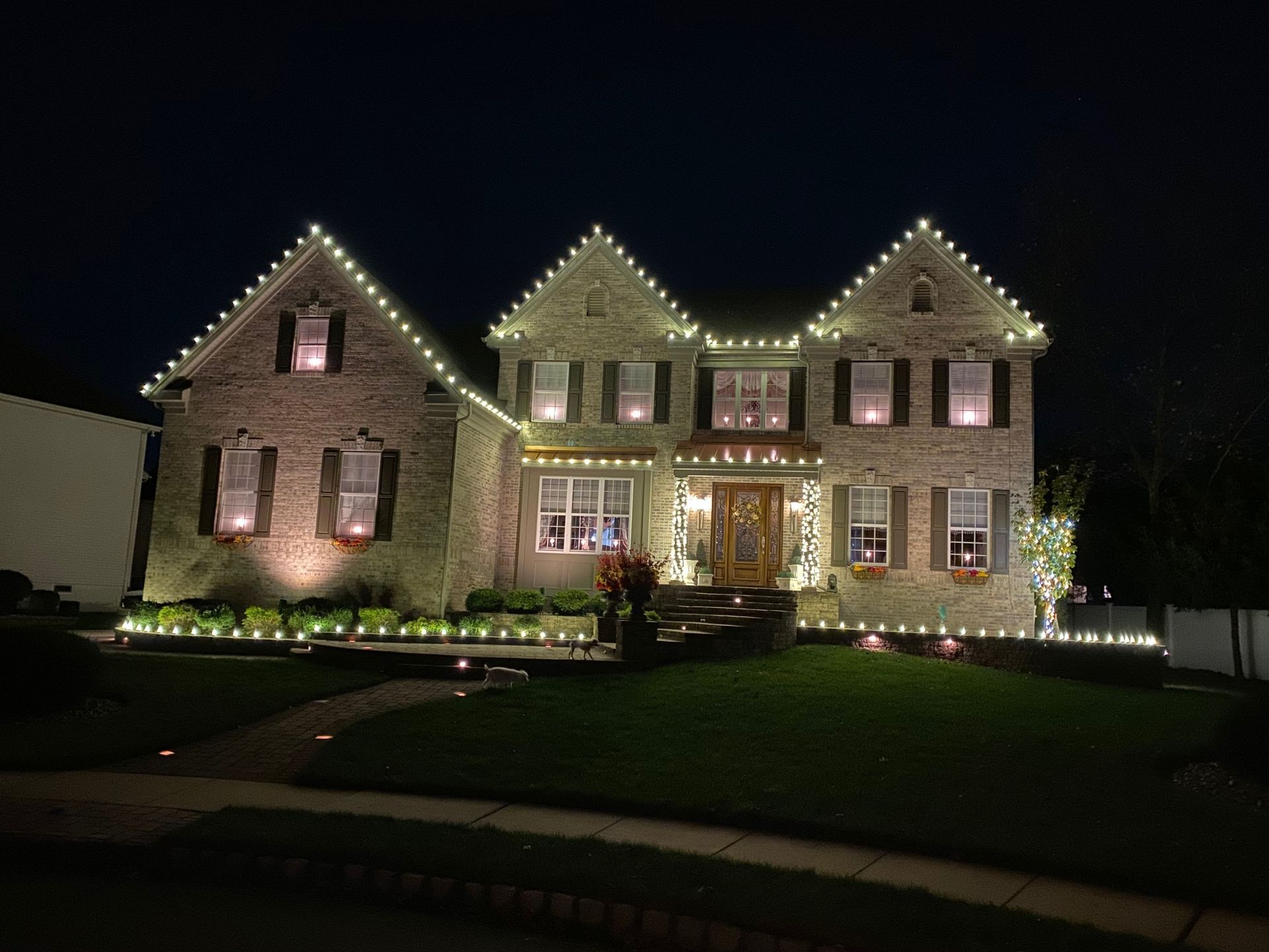 Professional Holiday Lights display design, install, maintain and remove for homes and commercial businesses in Ohio & PA.