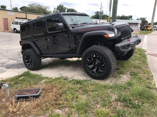 Step — Black Jeep in Longwood, FL