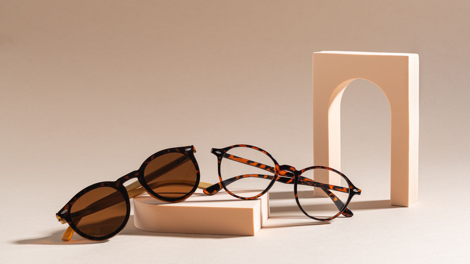 Lunettes de vue et lunettes de soleil