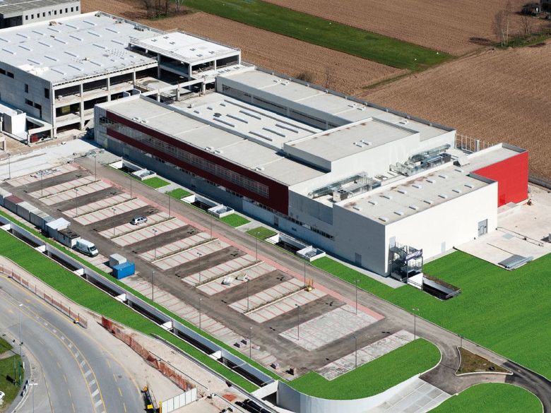 costruzioni commerciali