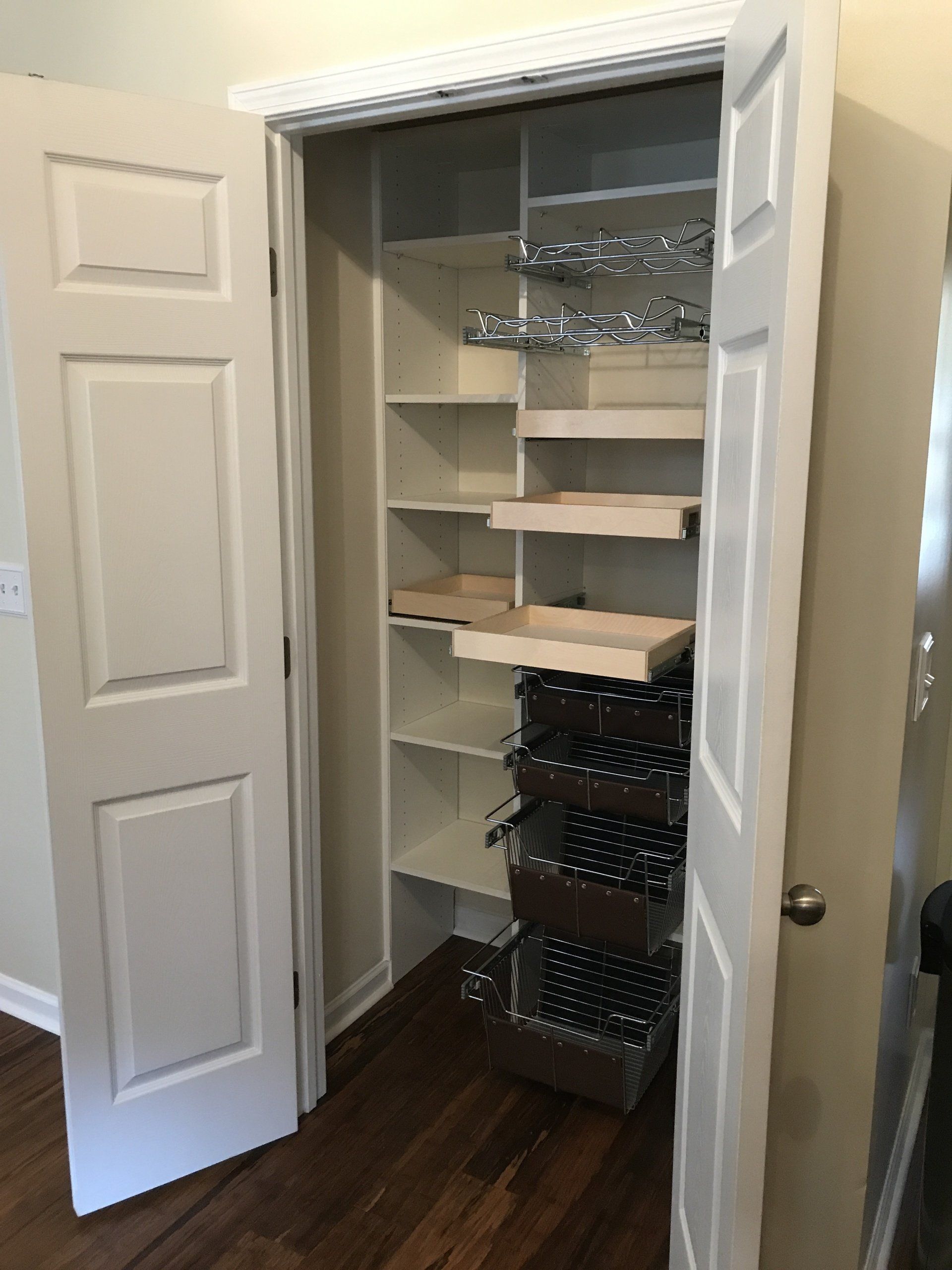 Custom Reach In Closet System