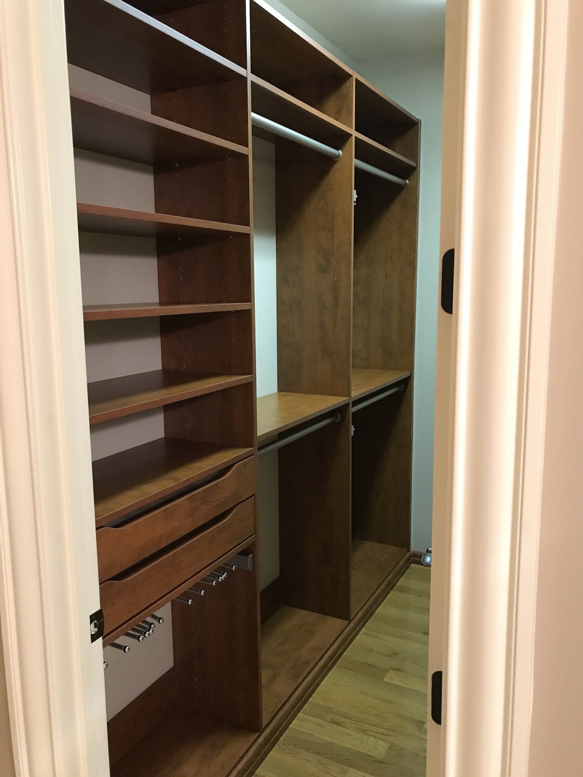 Custom Walk In Closet Shelving