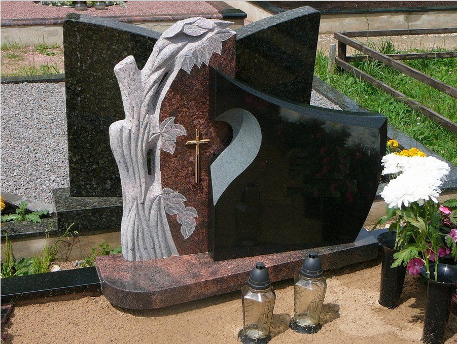 Dviejų dalių paminklai