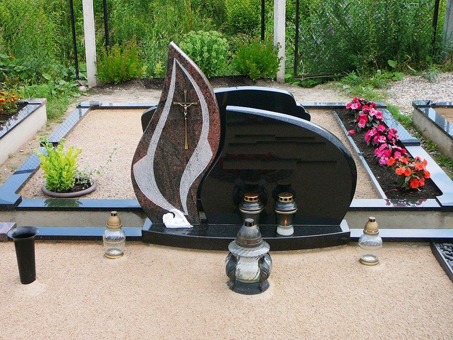 Dviejų dalių paminklai