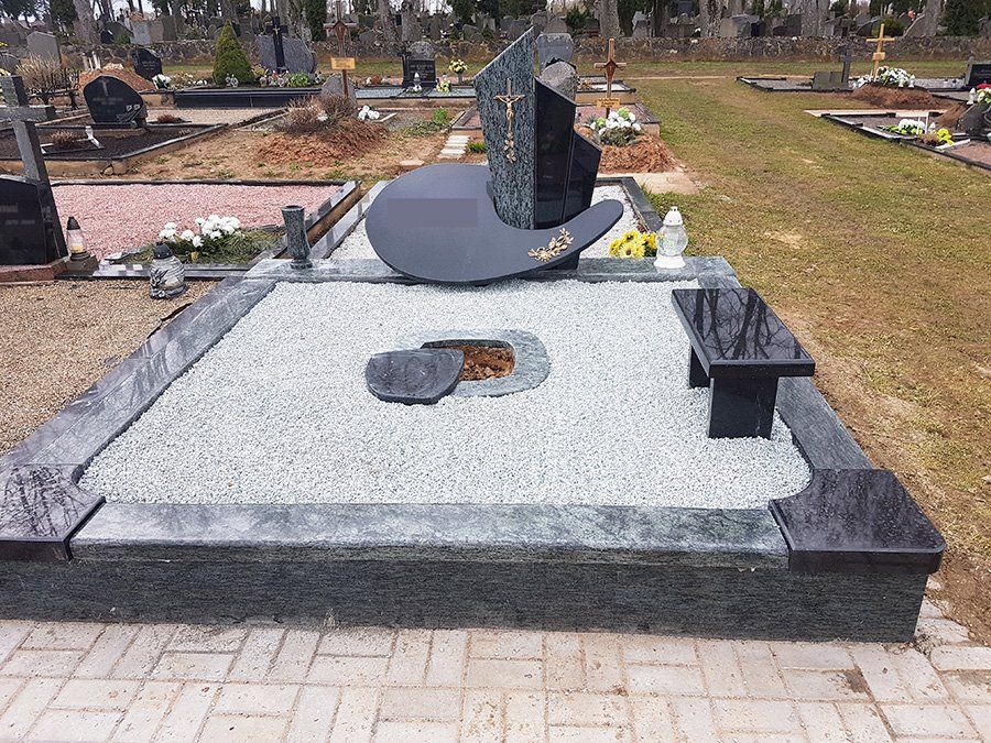 Dviejų dalių paminklai