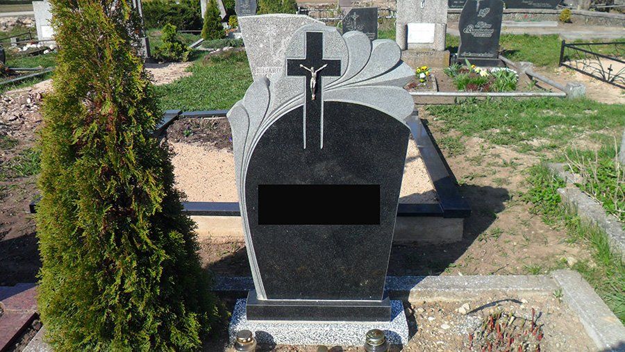 Vienos dalies paminklai