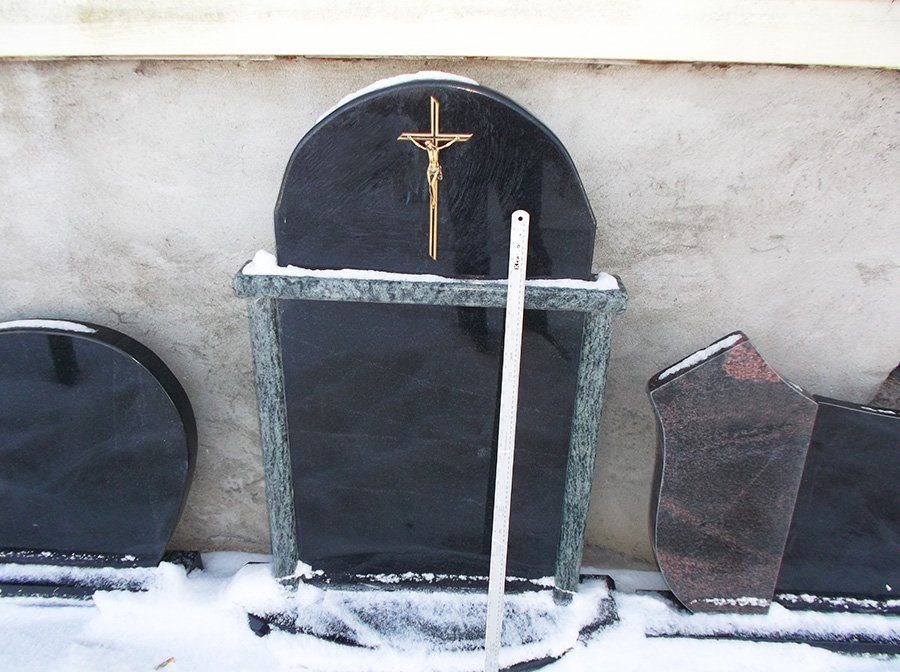 Vienos dalies paminklai