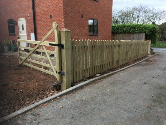 Garden fence erection, Wye Valley Heritage