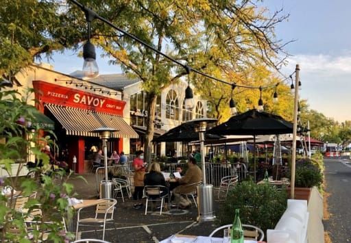 Outdoor restaurant dining area of Savoy pizzeria in West Hartford
