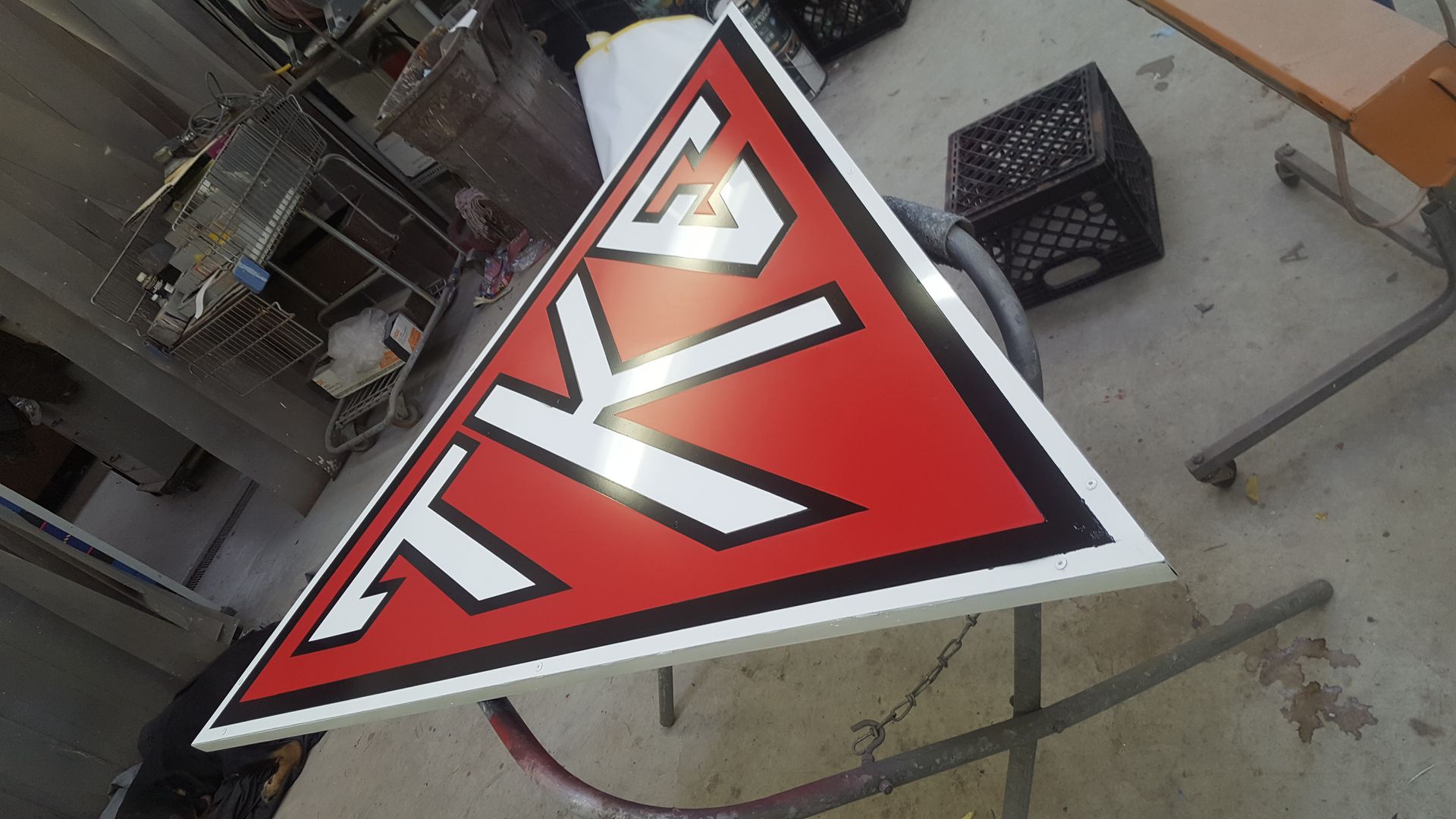 kovar custom sign