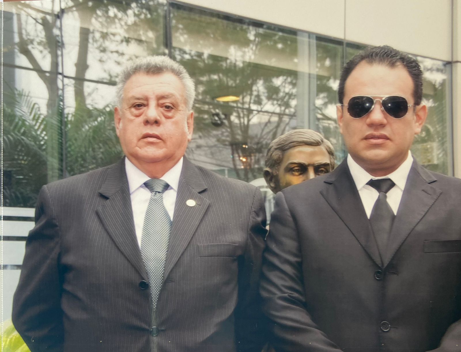 abogado c tello y asociados