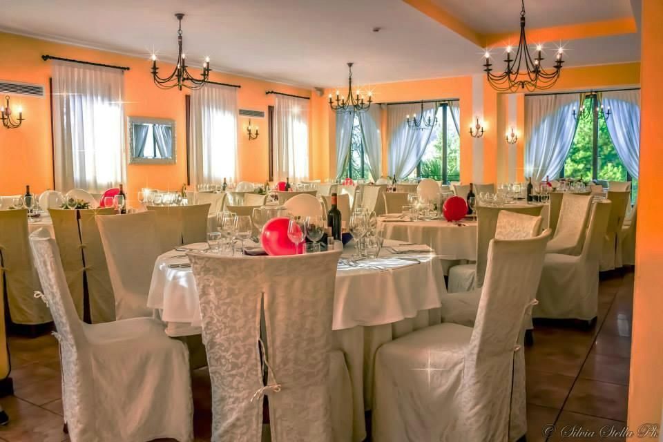 sala ristorante Il Canzoniere 2