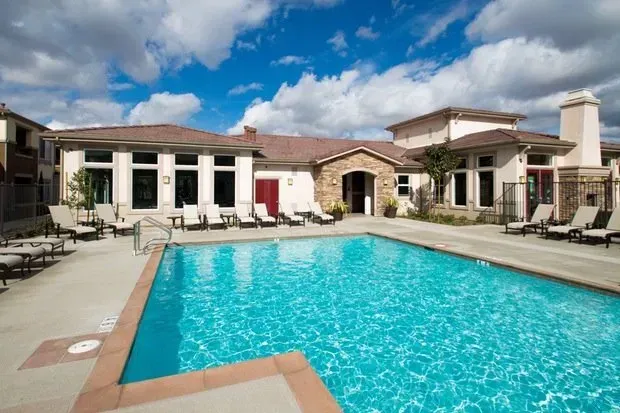 pool photo - alternate angle