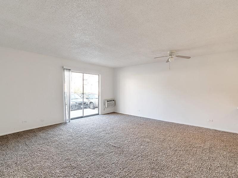 Living Room | Falcon Run Apartments
