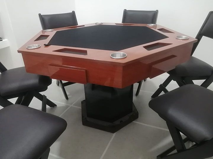 MEGABILLARES - Mesa de cartas