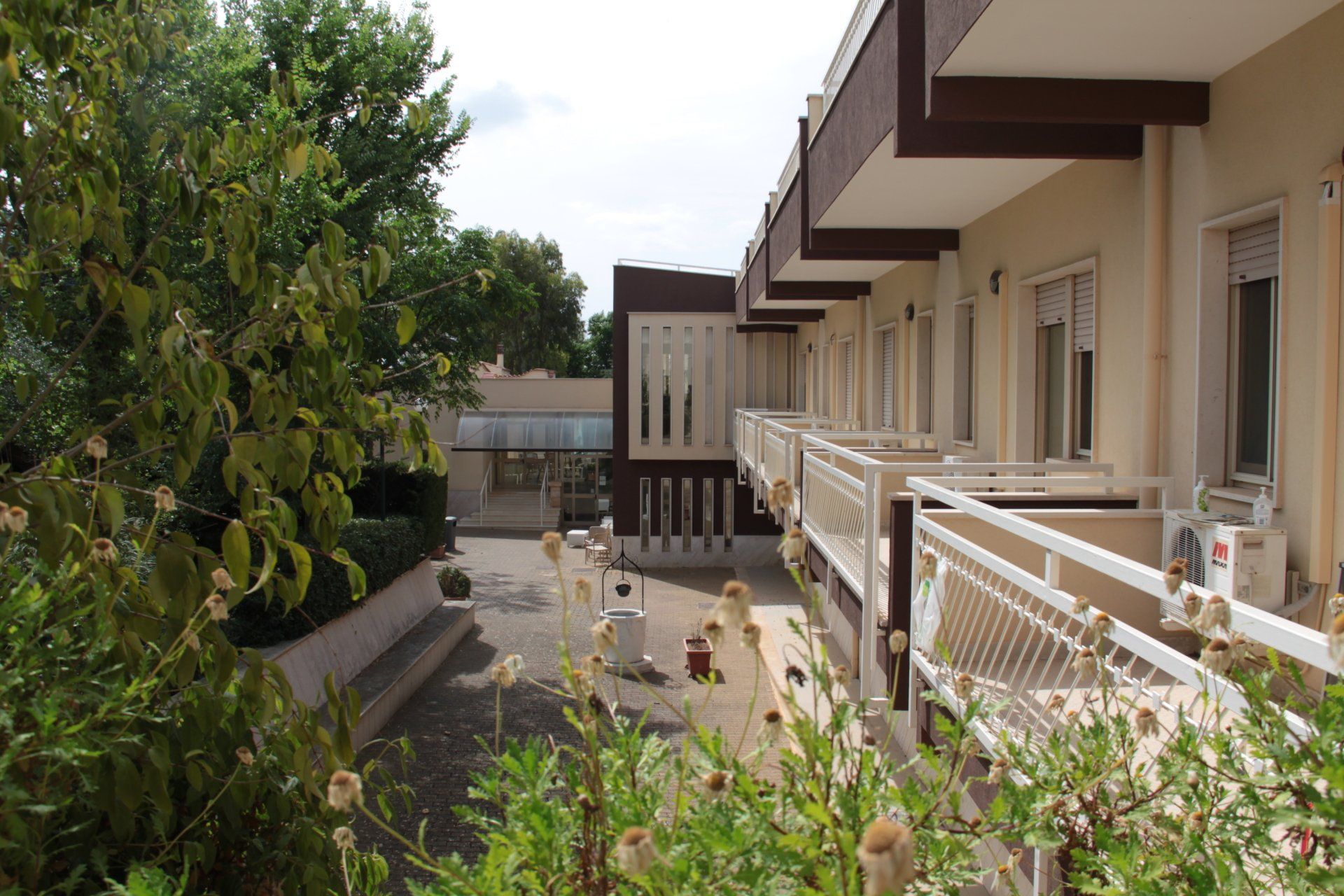 esterno residenza per anziani