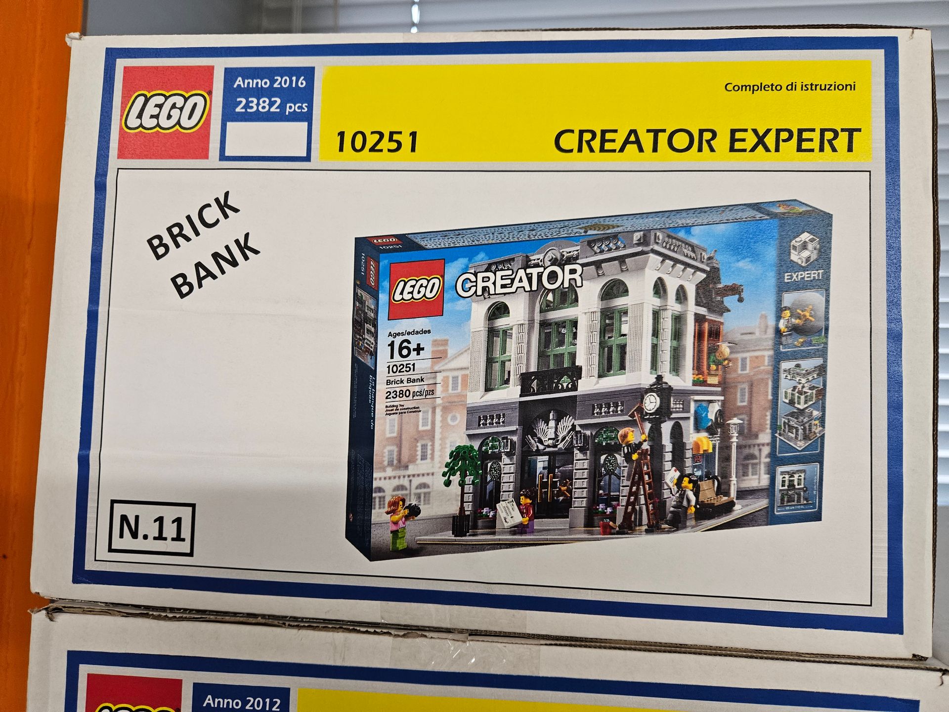 lego 10251