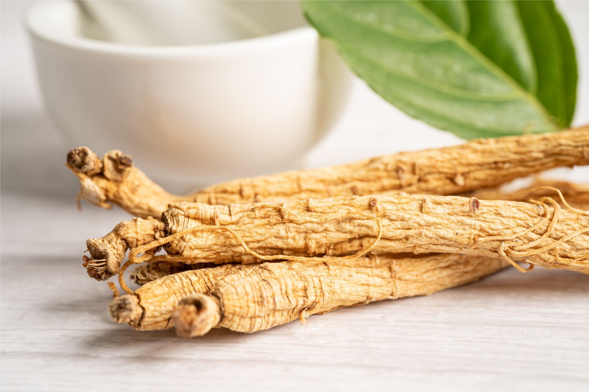 Raw ginseng and capsules of ginseng