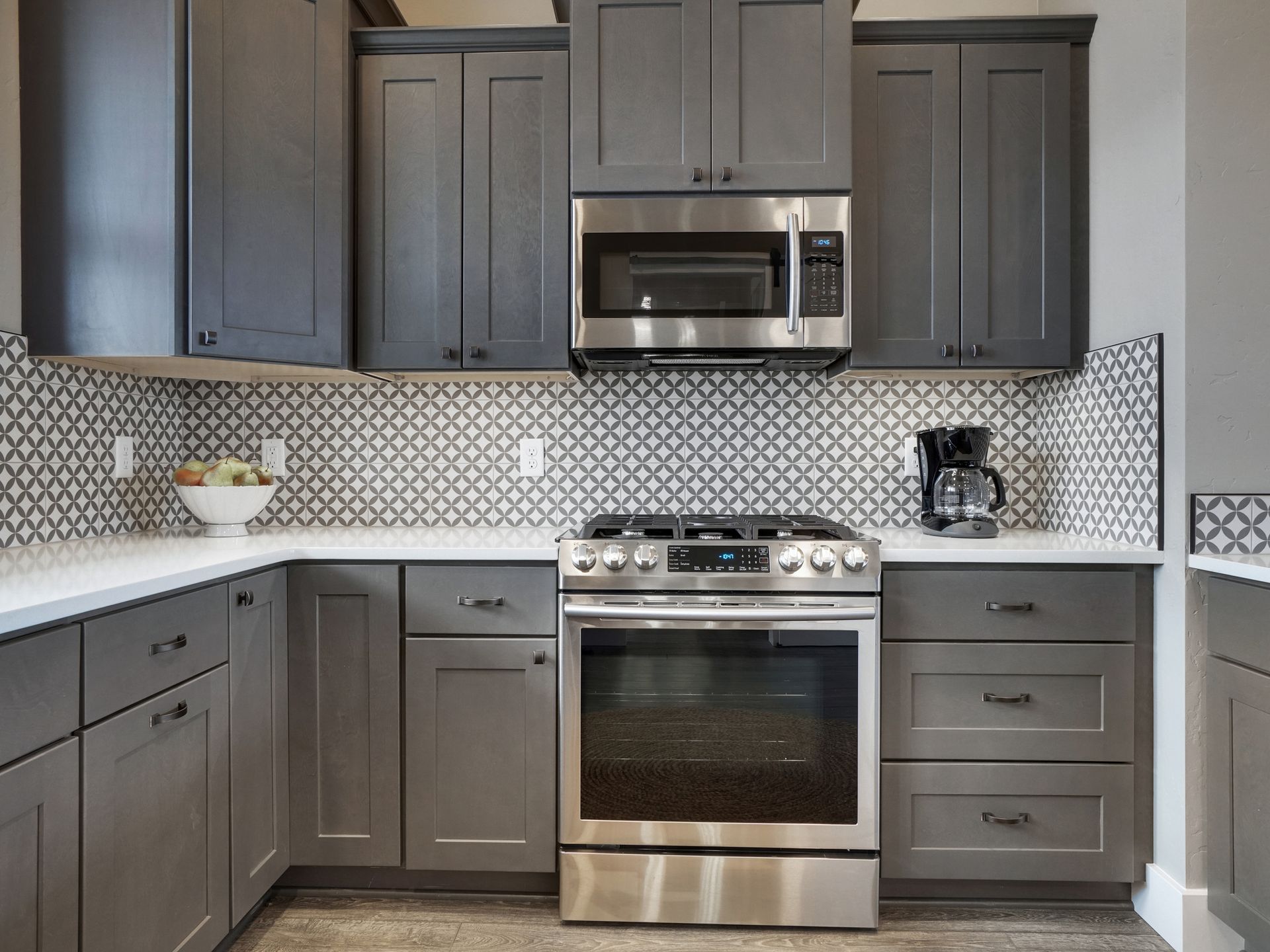 Modern light and bright kitchen - Roanoke, VA - Appliance Repair Service