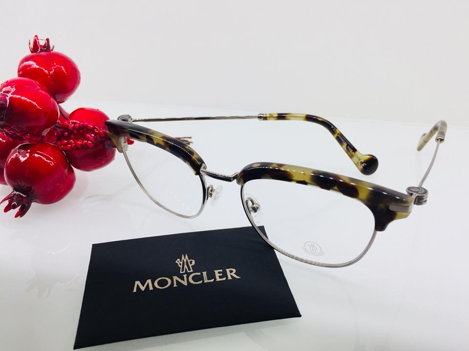 occhiali da sole moncler