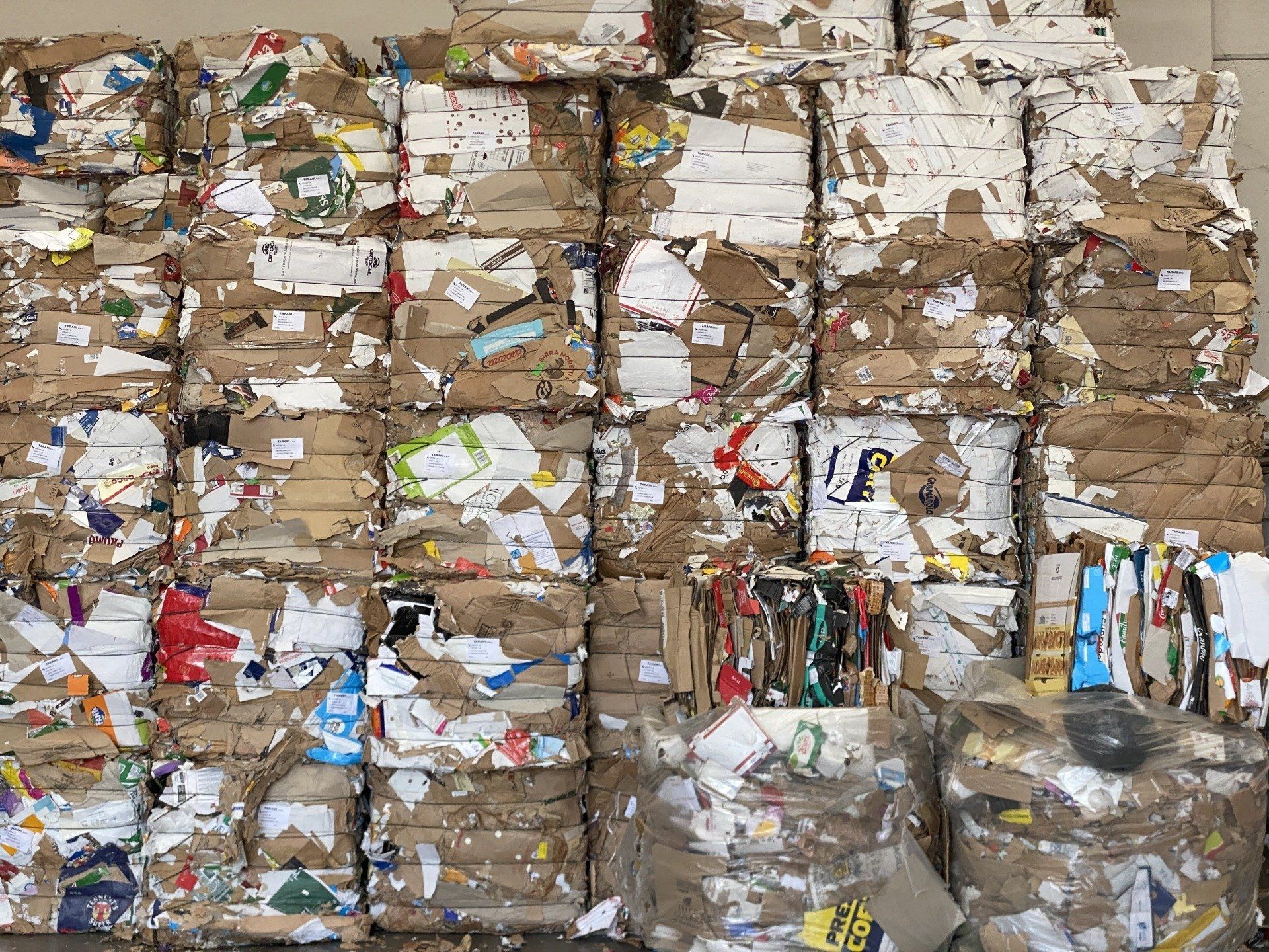 imballaggio materiali da recupero