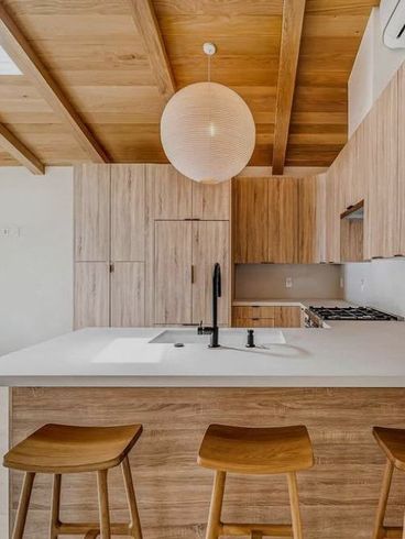 Your Ceiling Lights & Other Home Details in Mid-MO Are Limitless With Big Tree Construction.