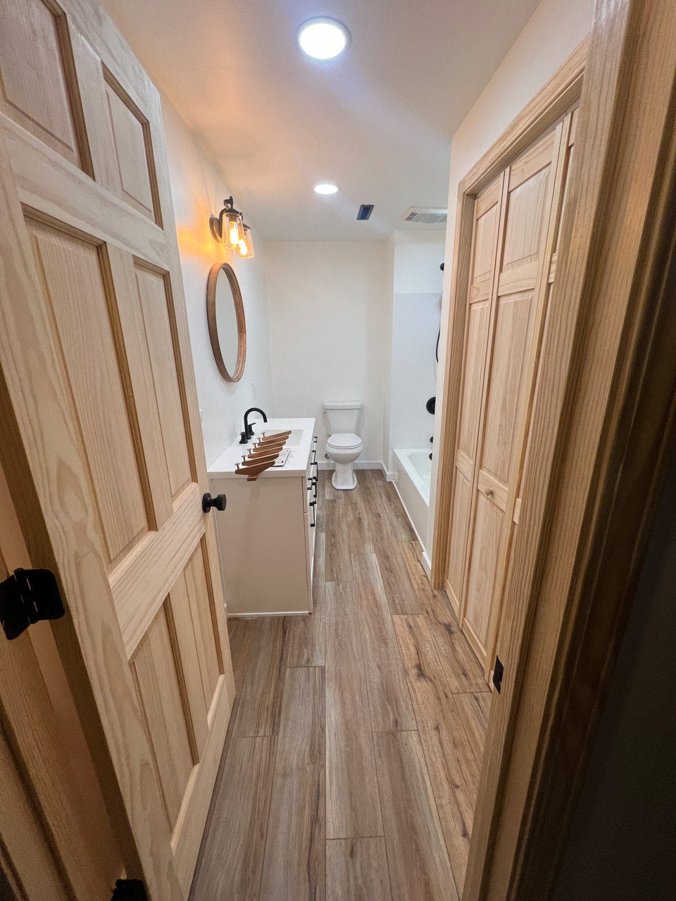 Walk Into a Renovated Bathroom From Mid-Missouri's Contractors, Big Tree Construction.