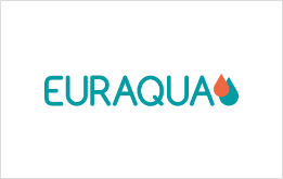 Logo EURAQUA con testo turchese e icona a forma di goccia d'acqua bicolore (arancione/verde acqua).