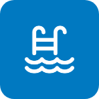 Quadrato blu con icona bianca di una piscina con scaletta.