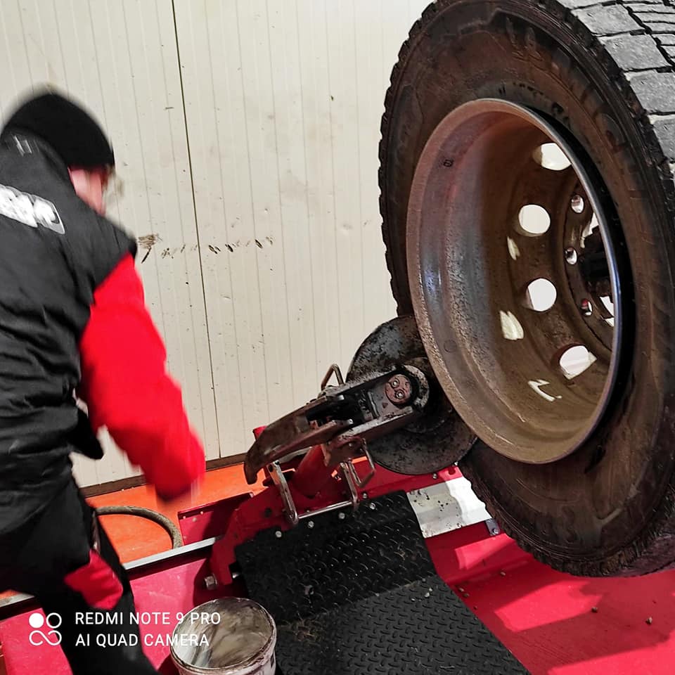 montaggio pneumatico