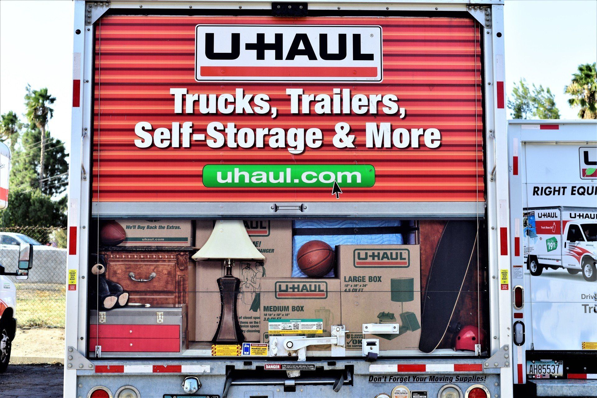 Uhaul Rental location in Colton CA