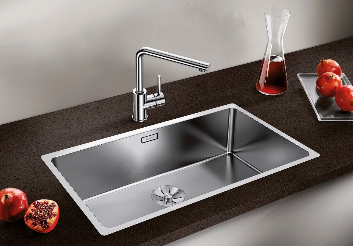 כיור נירוסטה