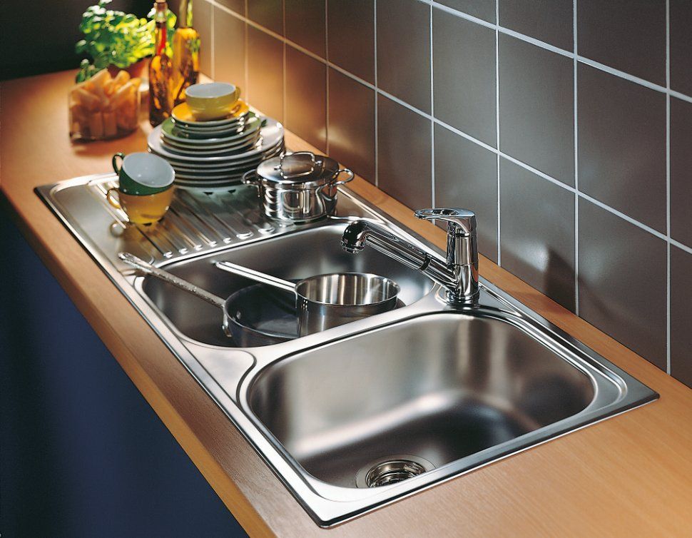 כיור נירוסטה