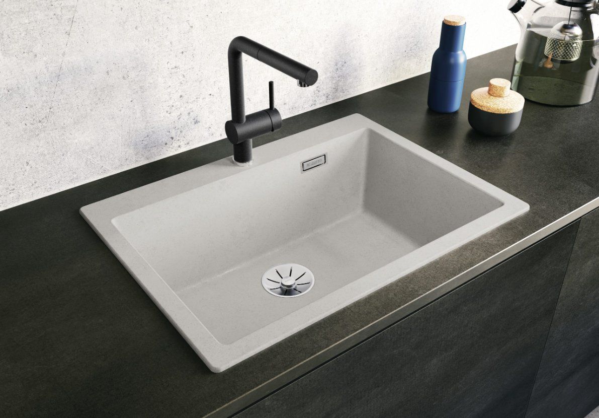 כיור נירוסטה