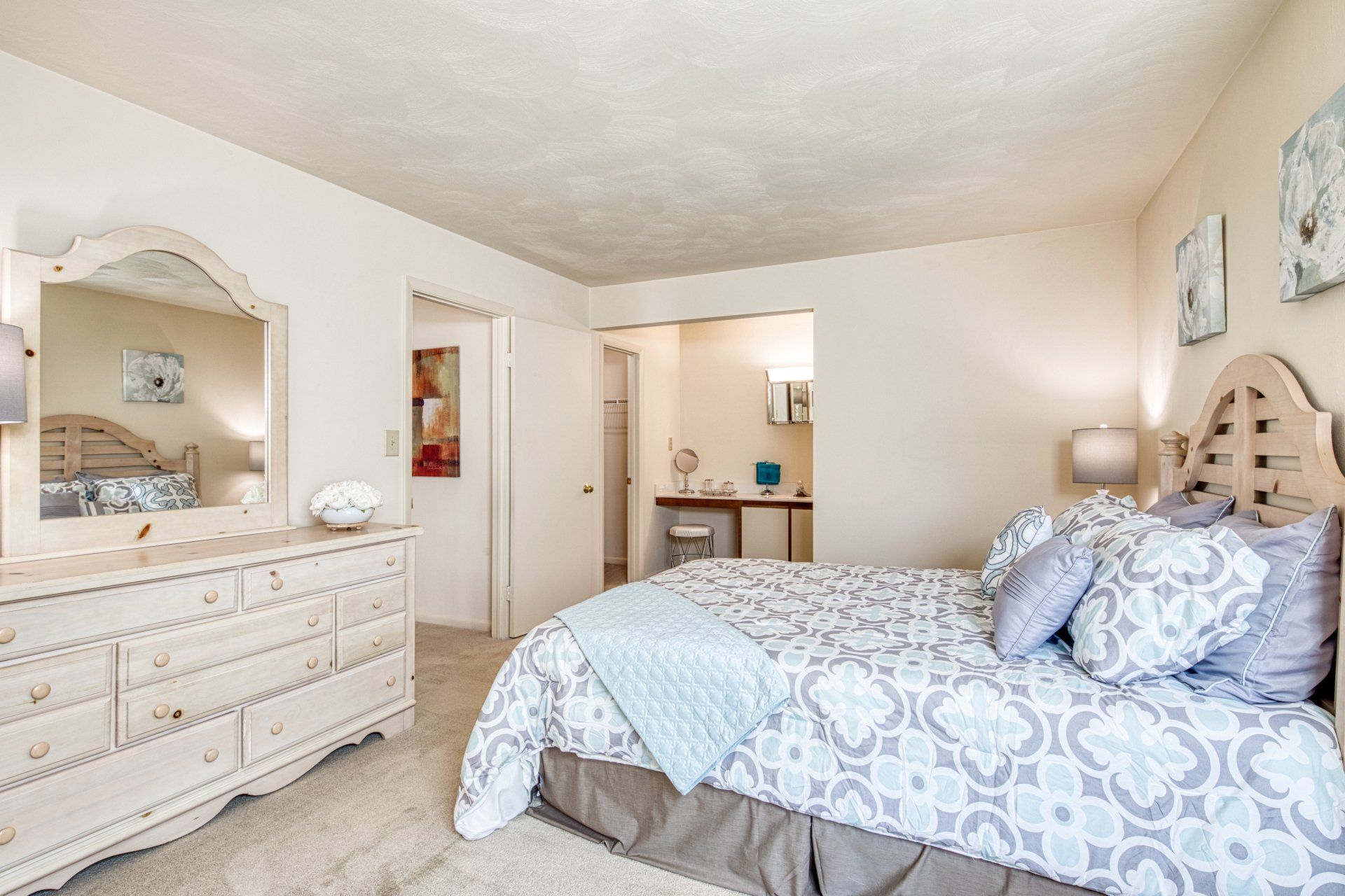 summer station apartments