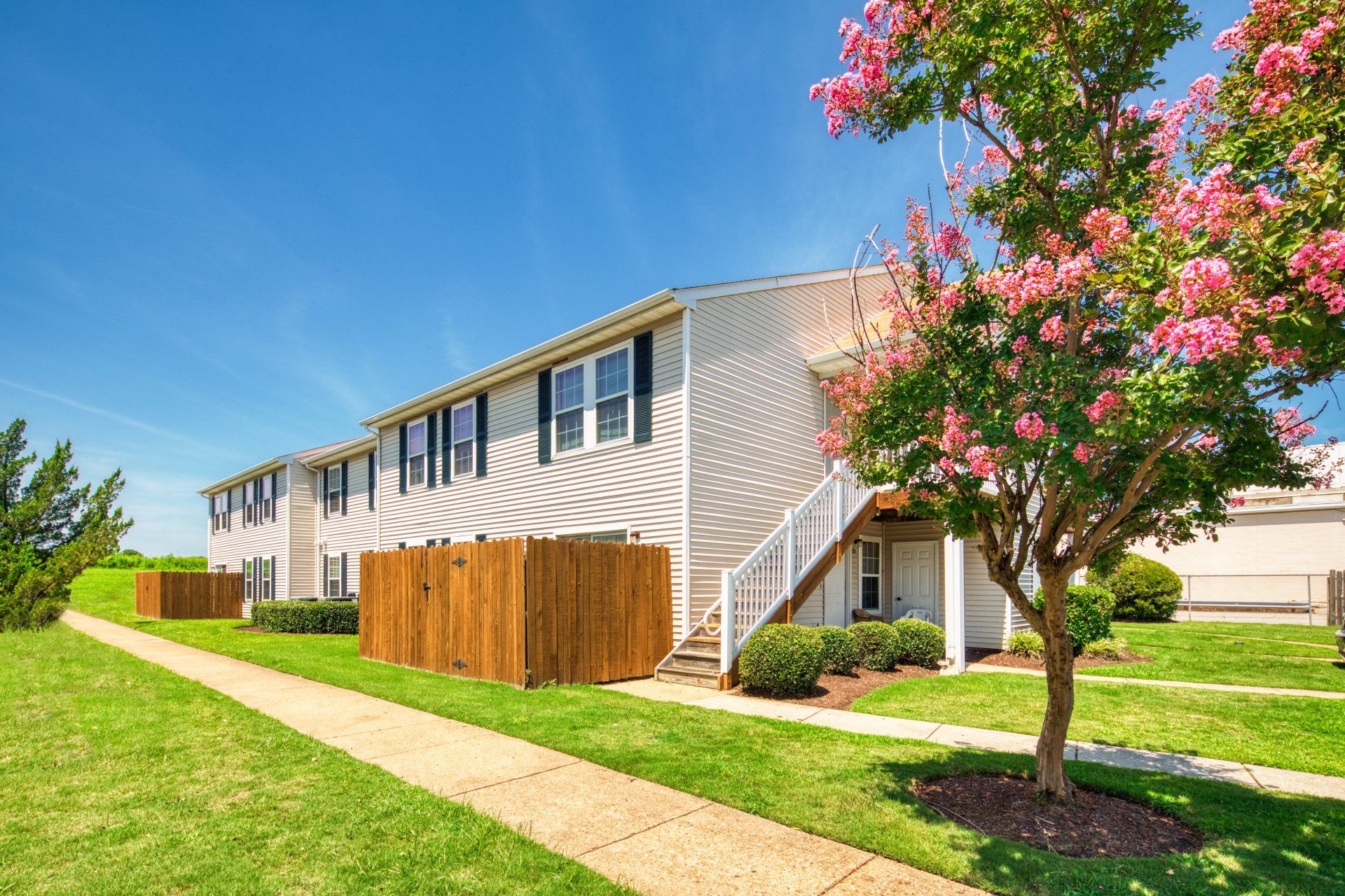 summer station apartments