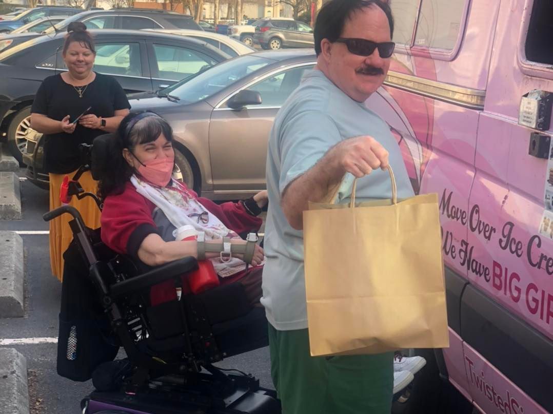 Summer Station Apartments Twisted Sisters Cupcakes Pop-Up