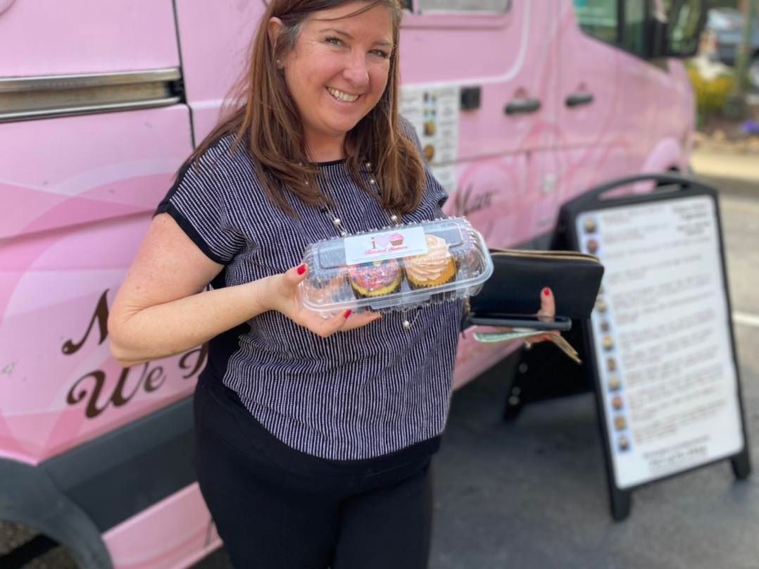 Summer Station Apartments Twisted Sisters Cupcakes Pop-Up