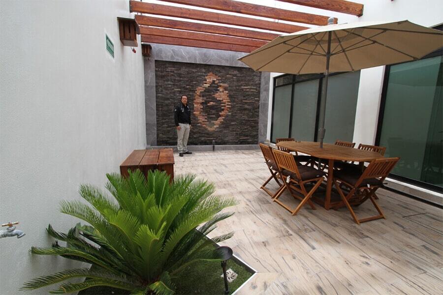 CUEVAS GARCIA EDGAR DR