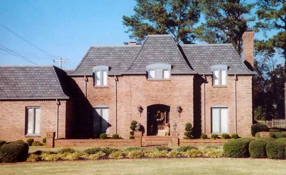 Front View of the Brown House — Decatur, AL — Guaranty Roofing